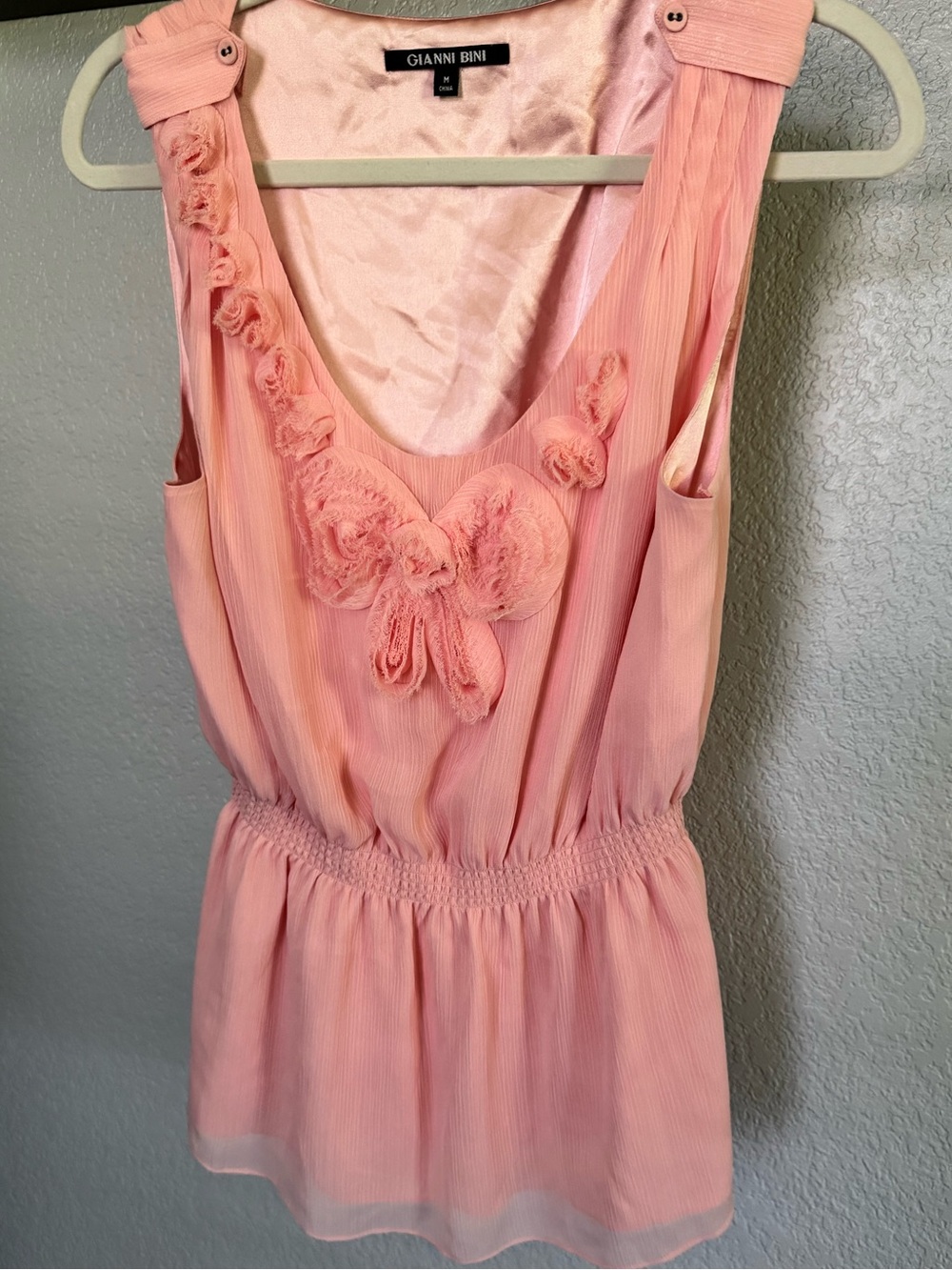 Gianni Bini Blush Pink Sleeveless Floral Appliqué Chiffon Top- Medium